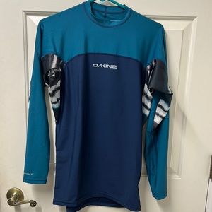 Dakine, long sleeve compression t-shirt, kids XLG/woman’s small, hardly worn